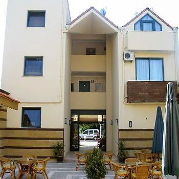 酒店 阿乌鲁酒店